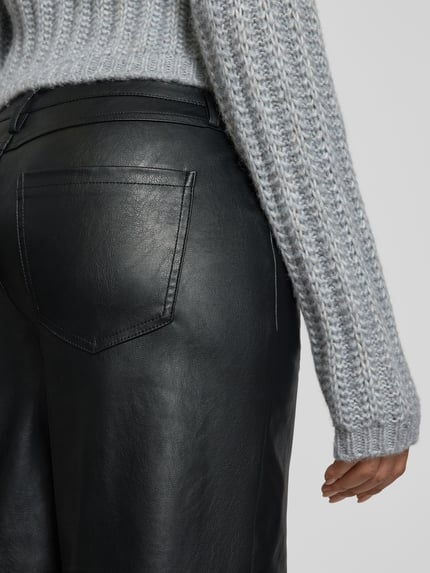VILA Wide Fit Stoffhose in Leder-Optik Modell 'Annie' Black 3