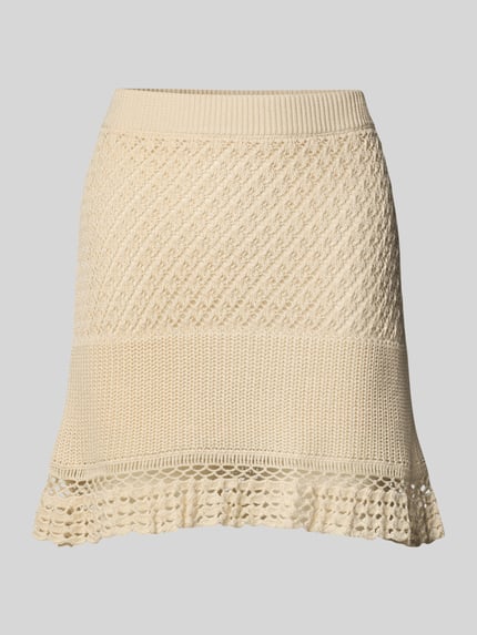Mini-Strickrock mit Häkelspitze Modell 'WOLFGANG' Shop The Look MANNEQUINE