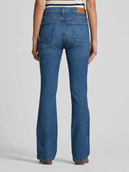 Vrouwenmodel draagt Bootcut Jeans met 5-Pocket-Design van Lauren Ralph Lauren, blauwe denim, katoen-elastaan, geheel van achteren.