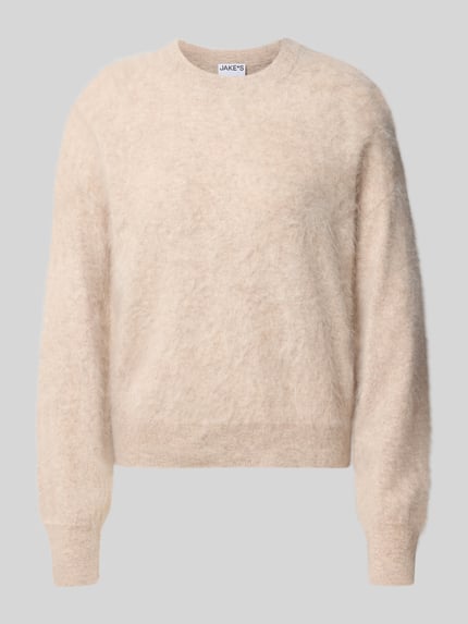 Produktfoto, heller cremefarbener Regular Fit Pullover aus reinem Kaschmir Modell 'Cabrucrewn' von Jake*s aus der Damen Pullover Kollektion Jake*s Casual, weiche Textur, strukturierte Oberfläche