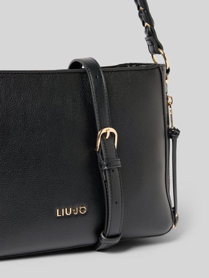 Productfoto, Handtasche in Leder-Optik Modell 'Gihen' van Liu Jo White, zwart met goudkleurig logo en afneembare schouderriem, hoofdvak met rits, 28x20x10 cm, schouderriem 113 cm