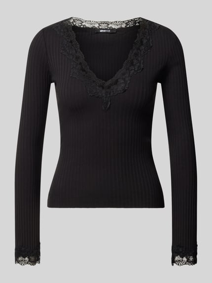Gina Tricot Langarmshirt mit Spitzendetail am Ausschnitt Black 1