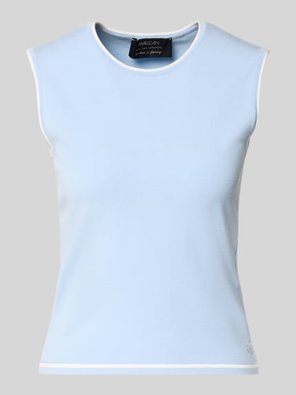 Produktfoto, Strickshirt aus Viskose-Mix im ärmellosen Design von Marc Cain, jasnoniebieski, okrągły dekolt, dopasowany krój, długość tyłu 48 cm w rozmiarze 36