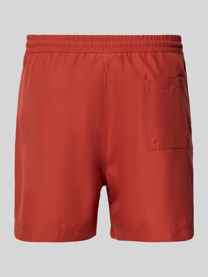 Produktfoto, Regular fit Badeshorts mit Logo-Stitching Modell 'Chase' von Carhartt Work In Progress, elastische taille, geïntegreerde slip, heren