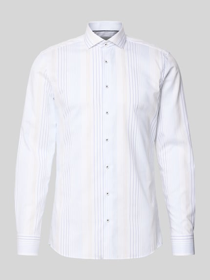 Produktfoto, Slim Fit Business-Hemd aus Baumwolle mit Haifischkragen von ETERNA, wit met fijne blauwe en beige strepen, puur katoen, slim fit, haaikraag, knoopsluiting, ruglengte maat 40: 80 cm, schouderbreedte: 45 cm, mouwlengte: 67 cm