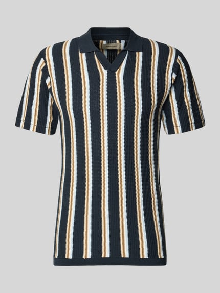 Slim Fit Poloshirt mit V-Ausschnitt Modell 'AMOS' Shop The Look MANNEQUINE