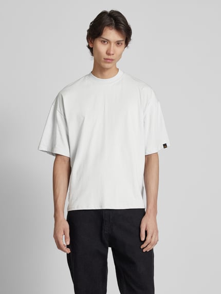 Alpha Industries T-Shirt mit Label-Patch Modell 'LOGO' Hellgrau 4