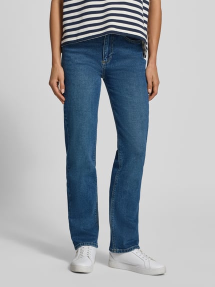 Frauenmodel trägt Regular Fit Straight Fit Jeans mit hoher Leibhöhe von JAKE*S WOMAN CASUAL, Denim in Medium Wash, Ganzkörperansicht von vorne.