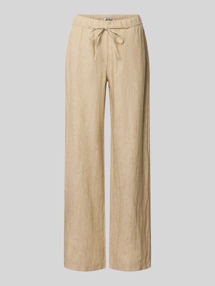 Produktfoto, beigefarbene Leinenhose mit Bindegürtel, Wide Leg, Modell 'Chiara Belt' von MAC, reine Leinenstruktur erkennbar.