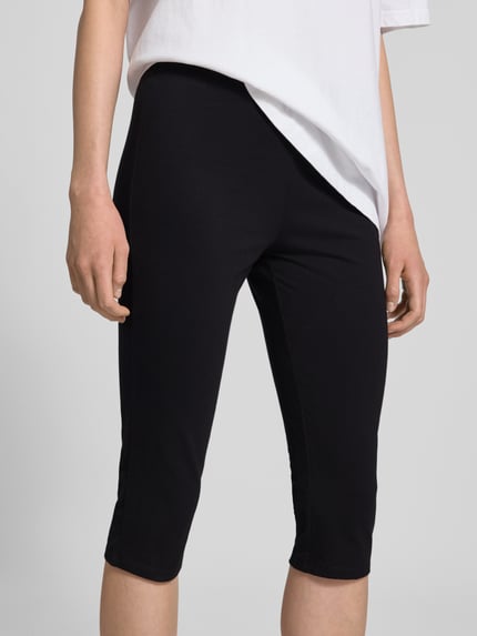 REVIEW Leggings in verkürzter Passform Black 3