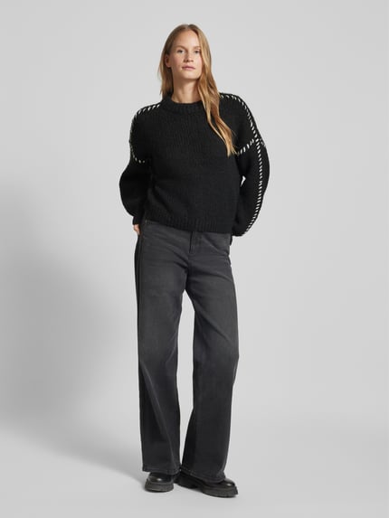 VERO MODA Relaxed Fit Strickpullover mit Kontrast-Detail Modell 'FENG' Black 1