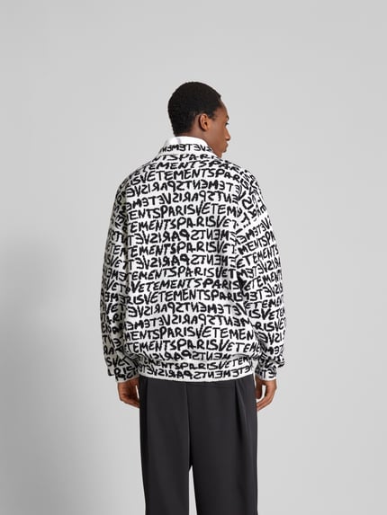 VETEMENTS Sweter wełniany o kroju oversized ze stójką Biały 5