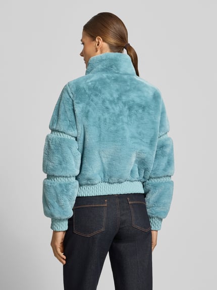 GUESS Activewear Jack van imitatiebont met opstaande kraag model 'CARLA' Aquablauw - 5