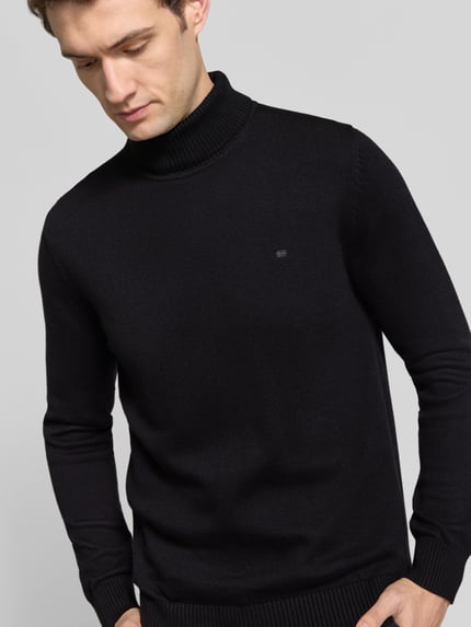 Christian Berg Men sweter z dzianiny w kroju regular fit z mieszanki bawełny i wełny z golfem Czarny 3