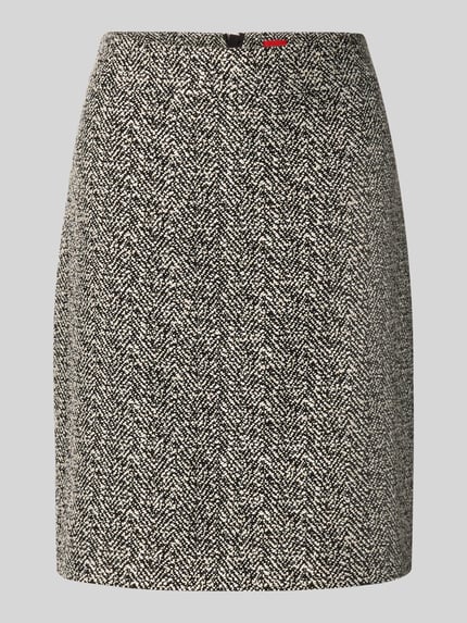 Produktfoto, figurbetonter Mini-Rock mit Baumwoll-Anteil Modell 'Ranika' von HUGO in Schwarz-Weiß mit feiner Webstruktur, Damen Mini-Rock von HUGO
