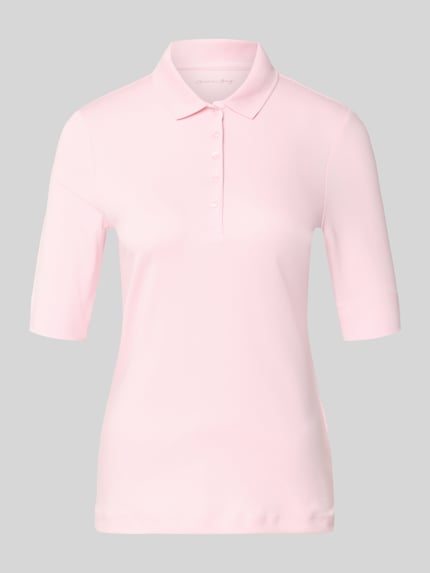 Produktfoto, Slim Fit Poloshirt mit Knopfleiste und 1/2-Arm von Christian Berg Woman aus Reine Baumwolle in zartem Rosa, glatte Textur. Rückenlänge bei Größe 36: 61 cm.