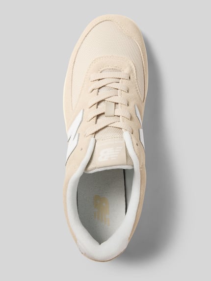 Productfoto, Sneaker uit mix van leer en textiel met logoprint, afgeronde punt, vetersluiting, beige, New Balance heren sneakers, hakhoogte 3 cm, schachthoogte 8 cm, schachtbreedte 7 cm