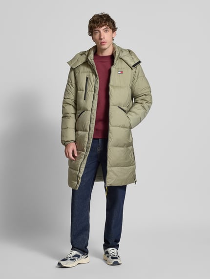 Tommy Jeans Regular fit gewatteerde lange jas met labelstitching, model 'VAIL' Olijfgroen - 1