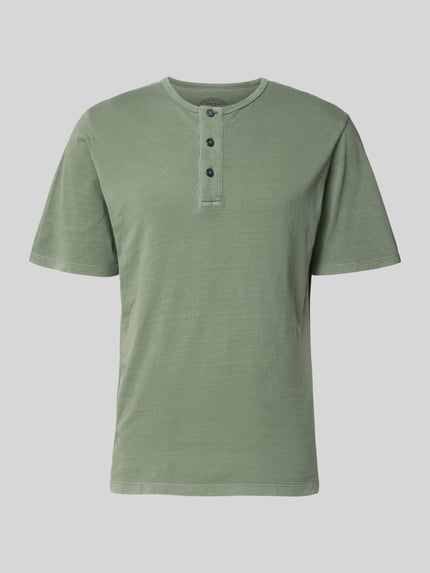 Produktfoto, T-Shirt mit Rundhalsausschnitt und Knopfleiste von Jack & Jones Premium, męski t-shirt z bawełny, krój regular fit, okrągły dekolt, listwa guzikowa, długość tyłu w rozmiarze M: 68 cm, kolor jasna zieleń, gładka faktura