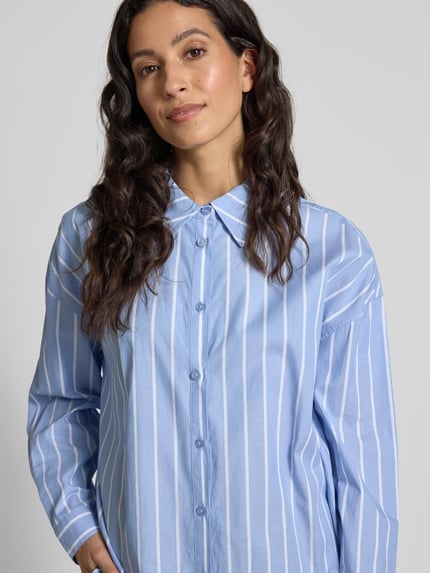 My Essential Wardrobe Relaxed fit overhemdblouse met manchetten, model 'Kiona' Lichtblauw - 3