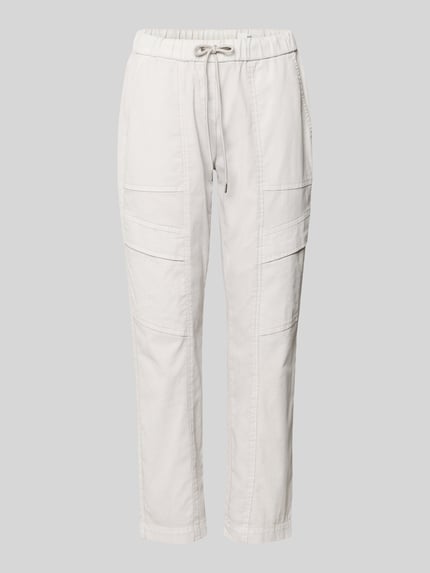 Produktfoto, Cargohose mit Pattentaschen Modell 'SUE' von TONI aus Baumwoll-Mix mit Stretch, helle Farbe, elastischer Bund, verkürzte Passform