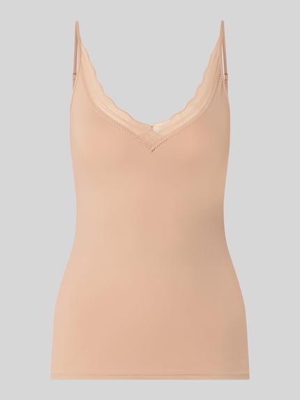Produktfoto, beżowy top z cienkimi ramiączkami, obszycie koronką, krój slim fit, Slim Fit Top mit Spitzenbesatz Modell 'Go Blush' von Sloggi, damski top, model 'Go Blush', Spaghettiträger