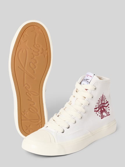 Produktfoto, cremeweißer High-Top-Sneaker mit Logo-Stitching von Kenzo, strukturierte beige Sohle, Label-Patch, abgerundete Form, Schnürverschluss, Absatzhöhe 3 cm, Schafthöhe 10 cm