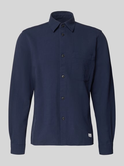 Produktfoto, Regular Fit Freizeithemd aus reiner Baumwolle von Marc O'Polo Denim in Dunkelblau, unifarben, Strukturmuster, Kentkragen, Brusttasche