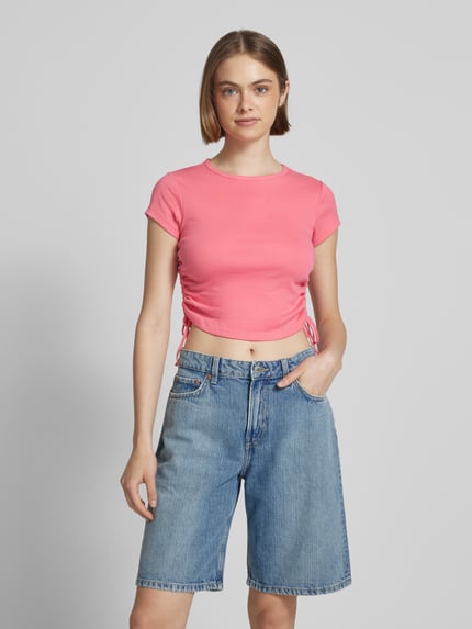 REVIEW Cropped T-Shirt mit Raffungen Pink 4