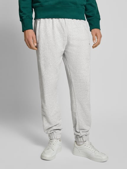 ellesse Regular Fit Sweatpants mit Eingrifftaschen Modell 'ORVINIO' Hellgrau 4