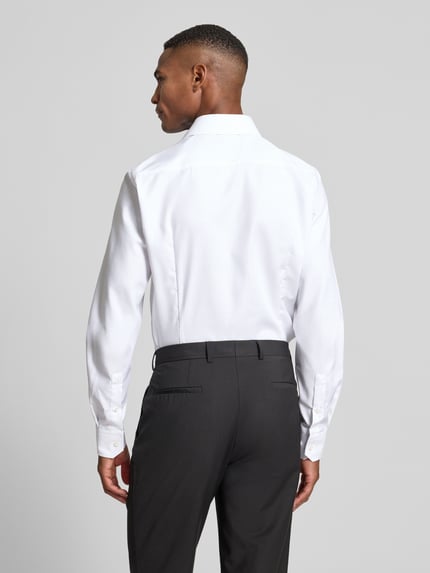 BOSS Slim Fit Businesshemd mit extra langem Arm Weiss 5
