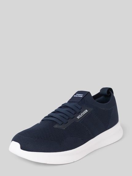 Produktfoto, granatowy Low Top Sneaker mit Label Stitching von Tommy Hilfiger, Nosek buta zaokrąglony, kształt obcasa: płaska podeszwa, wiązanie