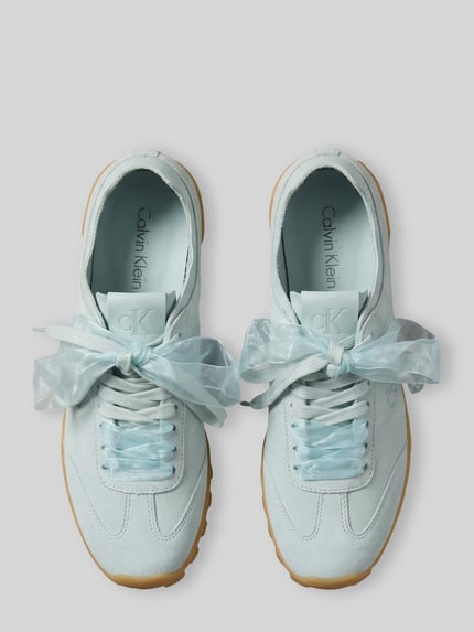 CK Calvin Klein Sneaker aus Veloursleder mit zwei Schnürsenkeln Hellblau 3