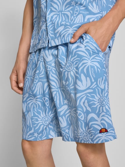ellesse Relaxed Fit Shorts mit Logo-Badge Modell 'SCORCHANO' Hellblau 3