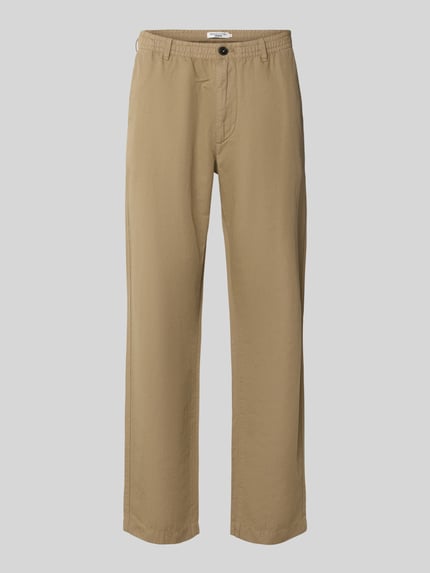 Produktfoto, Relaxed Fit Chino aus Baumwolle-Leinen-Mix Modell 'FILIP RELAXED' von Marc O'Polo Denim, Optik: Unifarben, Detail: Label-Patch, Passform: Relaxed-Fit, elastischer Bund, Knopf und Reißverschluss, gerade Form, glatte Textur