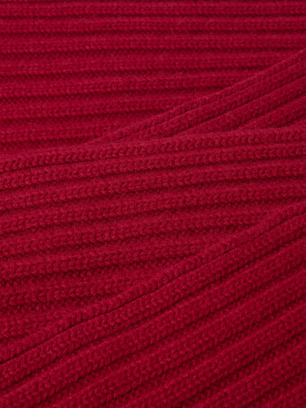 Productfoto, Schal mit Label-Patch van Christian Berg Men in rechthoekig model, rode kleur, grove gebreide textuur, Breedte bij maat OS: 28 cm