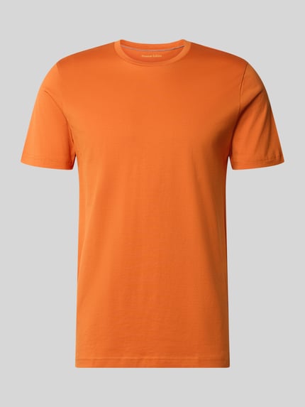 Produktfoto, T-Shirt aus Baumwolle mit Rundhalsausschnitt von Christian Berg Men w kolorze pomarańczowym, krój slim fit, okrągły dekolt, długość tyłu w rozmiarze M: 73 cm