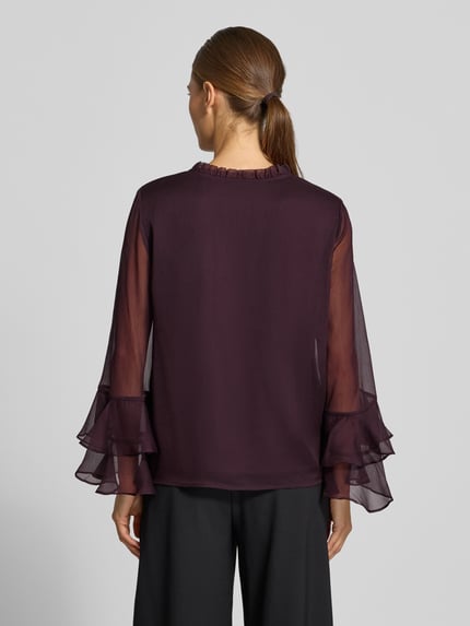 Vrouwenmodel draagt Semitransparente Regular Fit Bluse mit Schnürung van COMMA, chiffon, regular fit, stufenlook, ruglengte 55 cm, mouwlengte 59 cm, geheel van achteren