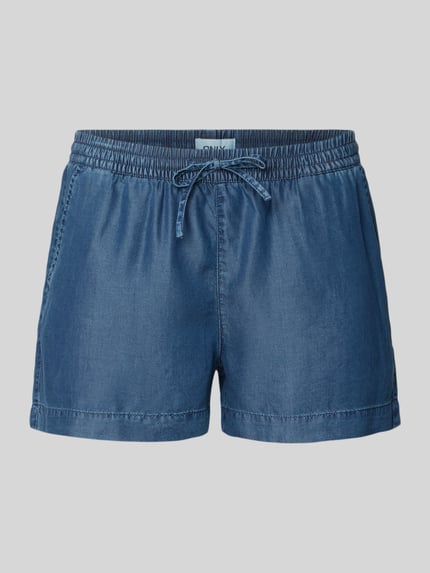 Produktfoto, Regular Fit Jeansshorts aus Lyocell Modell 'PEMA LIFE' von Only in Denim-Optik mit Tunnelzug, elastischem Bund, seitlichen Eingrifftaschen.