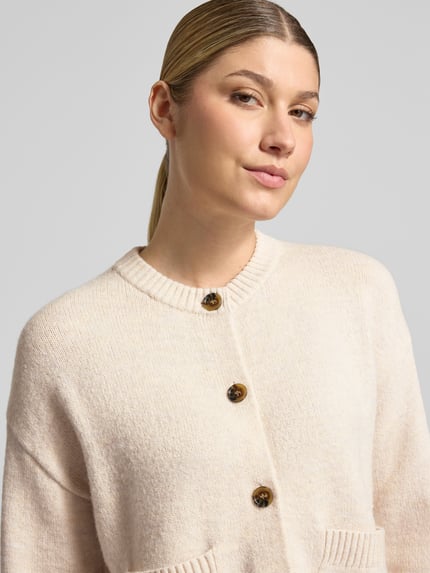 Christian Berg Woman Relaxed Fit Strickjacke mit Baumwoll-Anteil Beige 3