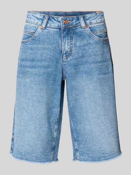 Productfoto, korte jeans van MAC model 'Rich', mix van katoen en elastaan, relaxed fit, franjes, steekzakken, lichte wassing.