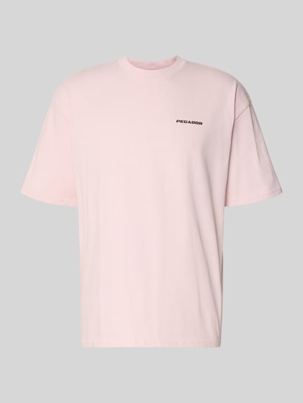 Productfoto, lichtroze oversized T-shirt van Pegador, model 'Bovec', puur katoen, ronde hals, label-detail, heren T-shirt, lengte 71 cm