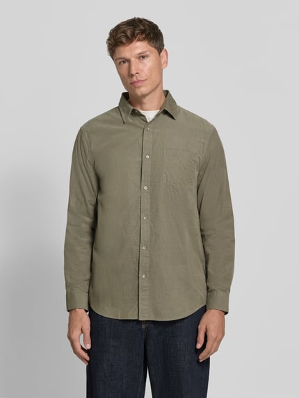 GUESS Regular Fit Freizeithemd aus Feincord Dunkelgruen 4