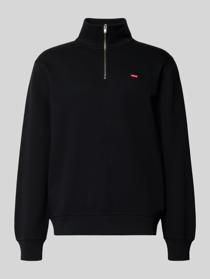 Produktfoto, czarna bluza Regular Fit Sweatshirt aus reiner Baumwolle od Levi's®, gładka faktura, prosty krój, męska bluza.