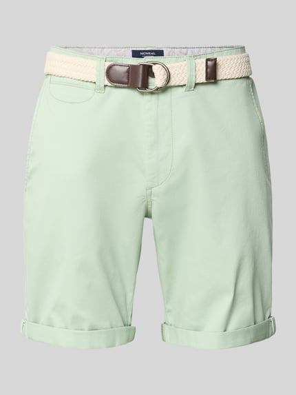 Produktfoto, Bermudas mit Gürtel und Eingrifftaschen von MCNEAL aus Baumwoll-Mix mit Stretch-Anteil in Mintgrün, Straight Fit, Knopf-Reißverschluss, seitliche Eingrifftaschen, Saum mit Aufschlag, Gesäßleistentaschen, Bundweite 46 cm und Innenbeinlänge 20 cm bei Größe M.