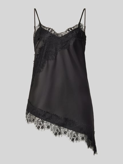 Produktfoto, Regular Fit Blusentop mit Spitzenbesatz Modell 'INDONA' von ONLY, schwarzer Stoff, asymmetrische Spitze, Damen Blusentop