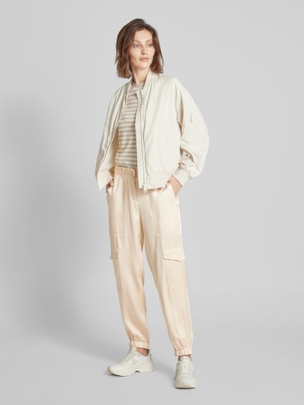 CAMBIO Slim Fit Cargohose mit Ziernähten Modell 'KARO' Sand 1
