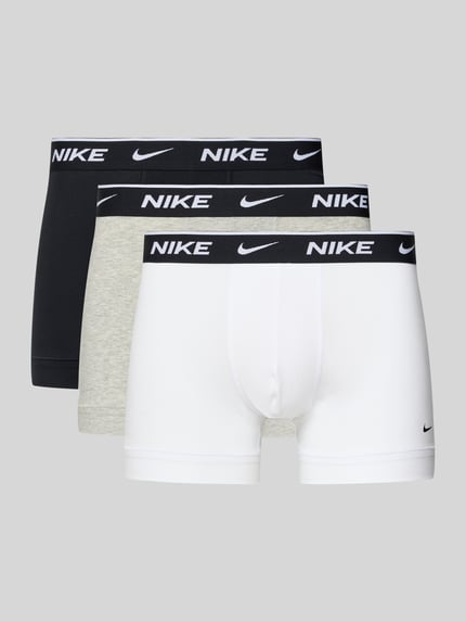 Produktfoto, Trunks aus Baumwoll-Mix Modell 'ESSENTIAL' von Nike im 3er-Pack, enganliegende Passform, elastischer Logo-Bund, Weiß, Grau, Schwarz