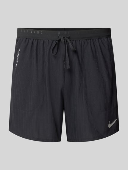Nike Training Regular fit sportshorts met logodetail Zwart - 1