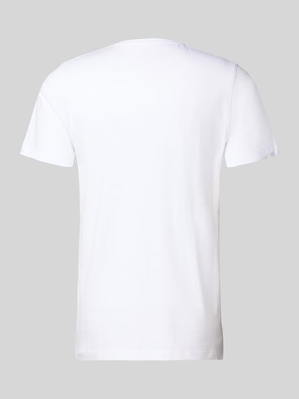 Produktfoto, weißes T-Shirt aus Baumwolle mit Rundhalsausschnitt von bugatti, Slim Fit, glatte Textur, reine Baumwolle, Rückansicht.